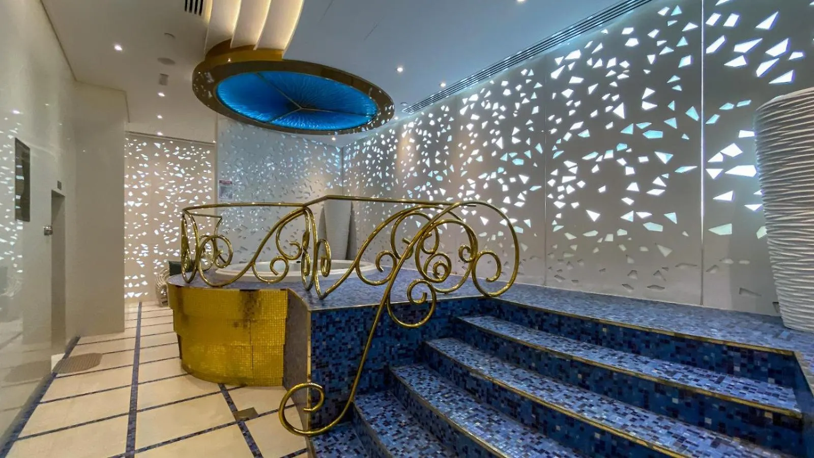 High Floor 3Br Apt In Damac Heights, Dubai Marina - Allsopp & Allsopp 0*,