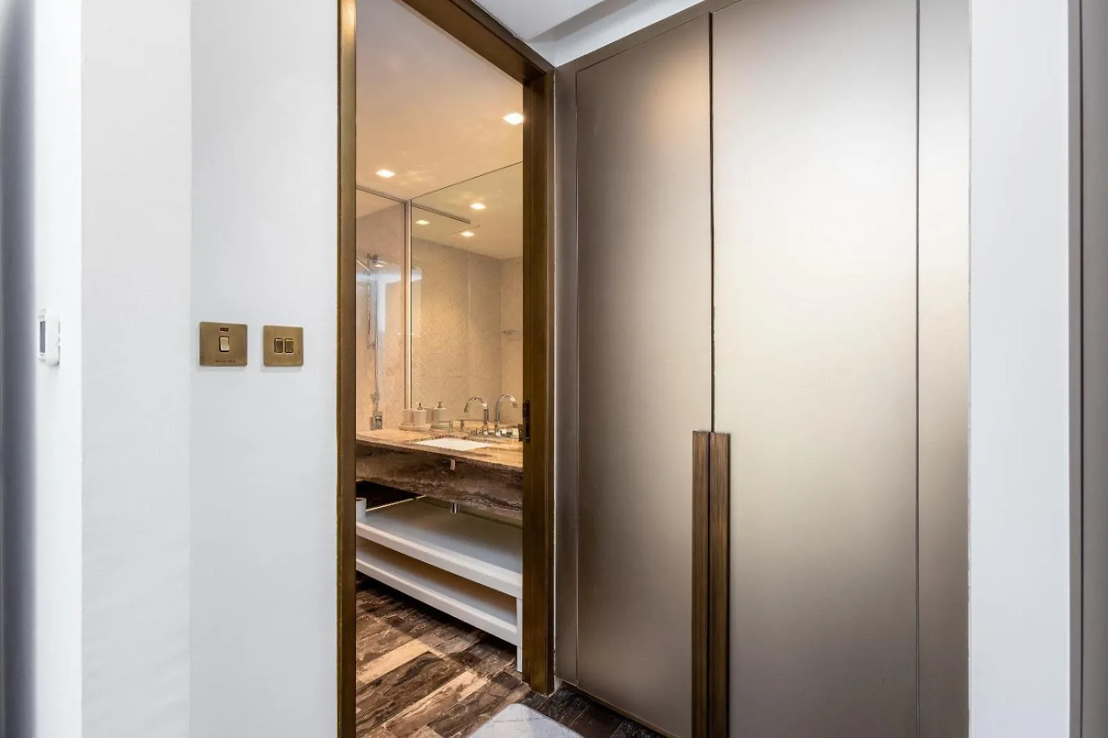 Apartment High Floor 3Br Apt In Damac Heights, Dubai Marina - Allsopp & Allsopp