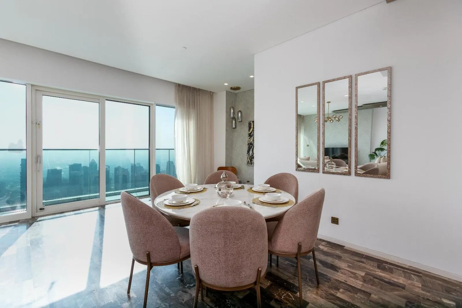 High Floor 3Br Apt In Damac Heights, Dubai Marina - Allsopp & Allsopp